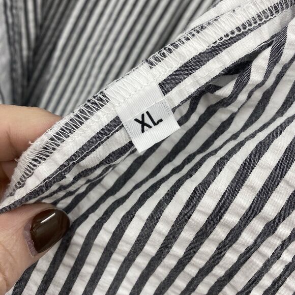 Gray Striped Women’s Shacket - Picture 11 of 12